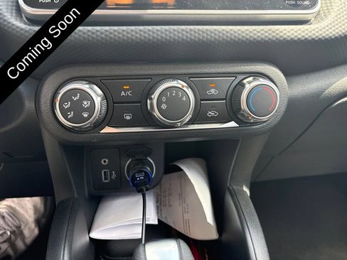Used 2025 Nissan Kicks Play S FWD image 18