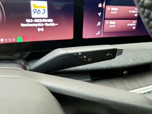 Used 2025 Lucid Air Pure RWD image 55