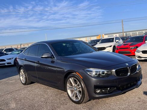 Used 2018 BMW 330i Gran Turismo xDrive w/ Premium Package image 9