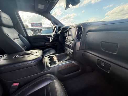 Used 2020 GMC Sierra 2500 Denali w/ Denali Ultimate Package AWD/4WD image 25