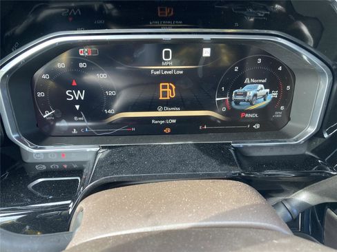 New 2026 GMC Sierra 2500 SLT w/ SLT Premium Package image 14