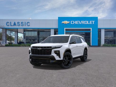New 2026 Chevrolet Traverse RS w/ LPO, Floor Liner Package FWD image 8