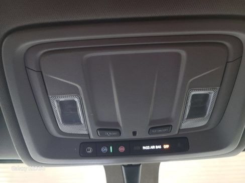 Used 2021 Chevrolet Silverado 2500 LT w/ Fleet Comfort Package image 38