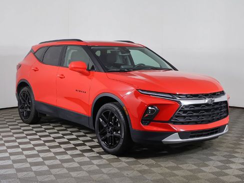 Used 2024 Chevrolet Blazer LT w/ Convenience Package FWD image 55