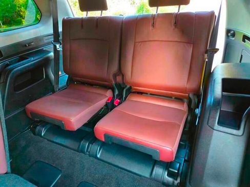 Used 2018 Toyota 4Runner Limited image 17