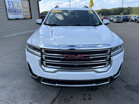 Used 2023 GMC Acadia SLT w/ Technology Package AWD/4WD image 2