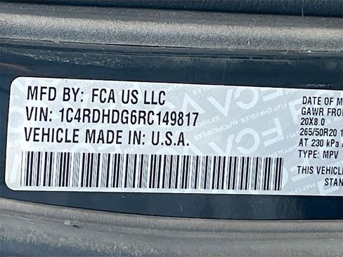 Used 2024 Dodge Durango GT image 32