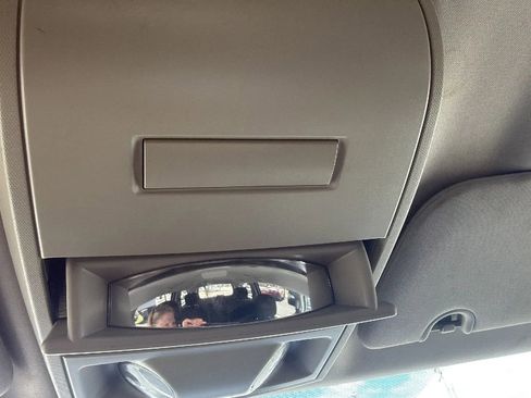 Used 2013 Dodge Grand Caravan SXT image 17