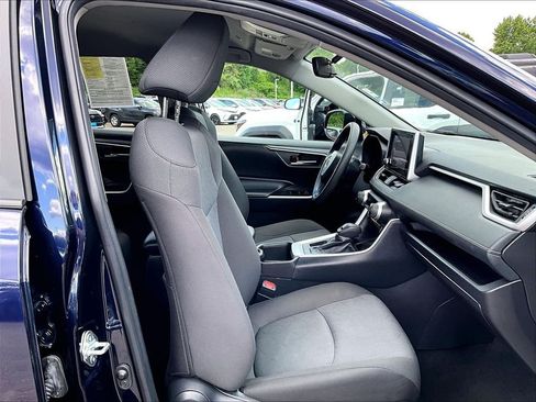 Certified 2024 Toyota RAV4 XLE FWD image 11