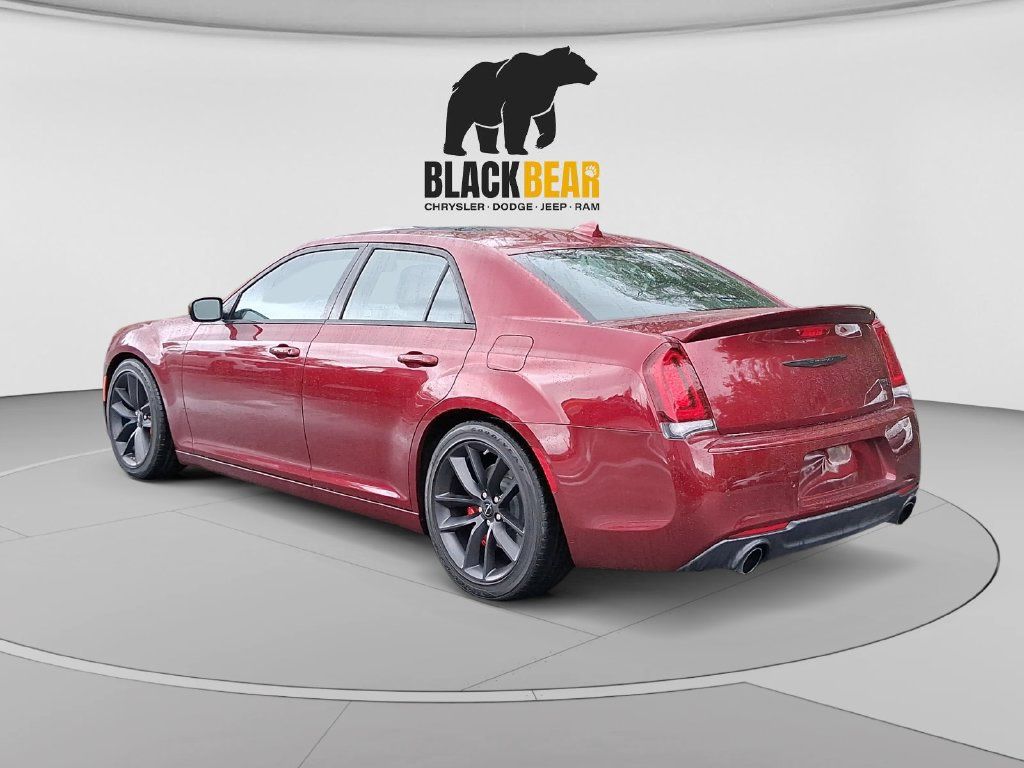 Used 2023 Chrysler 300 C RWD image 5