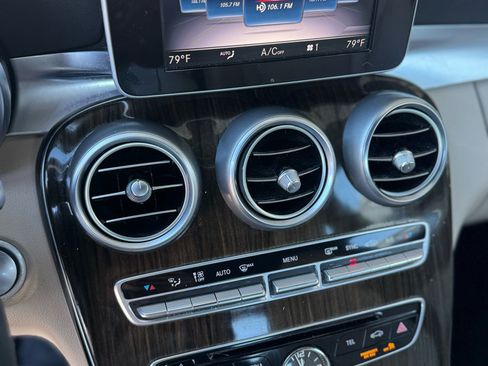 Used 2018 Mercedes-Benz C 300 Sedan image 15