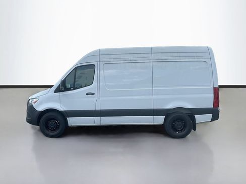 New 2025 Mercedes-Benz Sprinter 2500 image 9