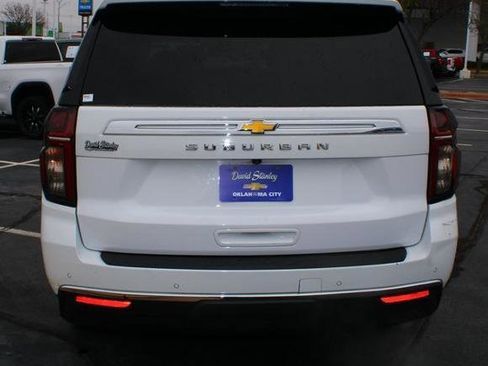 Used 2023 Chevrolet Suburban LS image 9