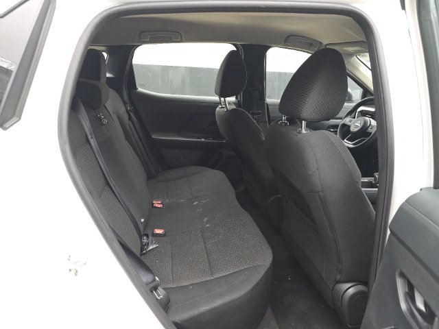 Used 2025 Nissan Kicks S FWD image 27
