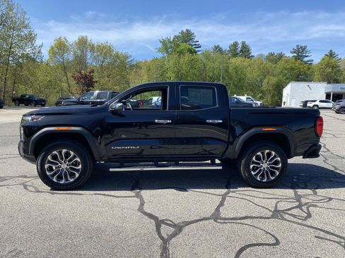 Used 2023 GMC Canyon Denali AWD/4WD image 5