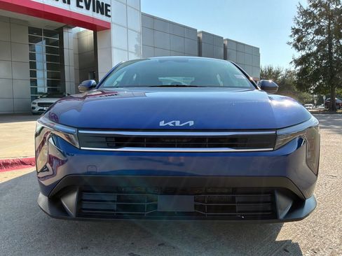 Used 2025 Kia K4 FWD image 3