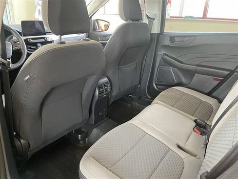 Used 2022 Ford Escape SE w/ Cold Weather Package image 30