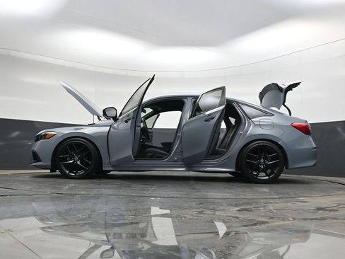 Used 2023 Honda Civic Sport image 37