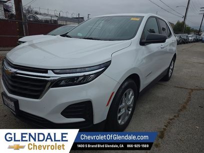 Used 2022 Chevrolet Equinox LS w/ LS Convenience Package