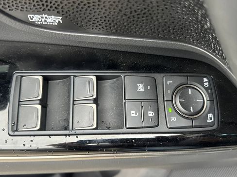 Used 2024 Lexus LX 600 F Sport image 25