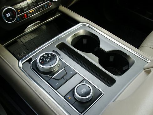 Used 2020 Ford Expedition XLT w/ Equipment Group 202A image 42