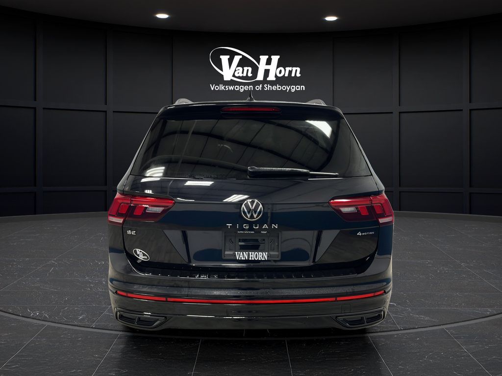 Used 2024 Volkswagen Tiguan SE R-Line AWD/4WD image 6