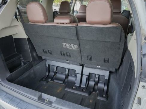 Used 2020 Toyota Sienna Limited Premium image 32