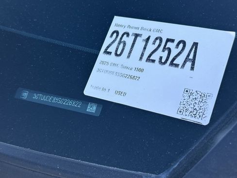 Used 2025 GMC Sierra 1500 SLT w/ SLT Premium Package image 33