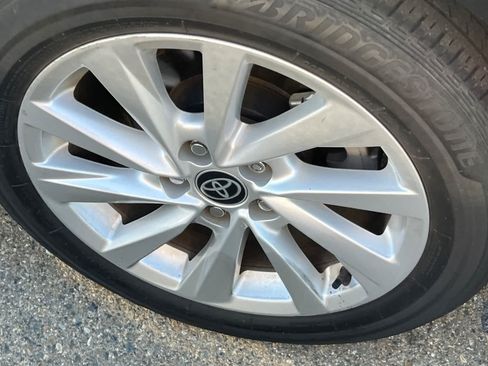 Used 2023 Toyota Camry LE w/ Convenience Package FWD image 22