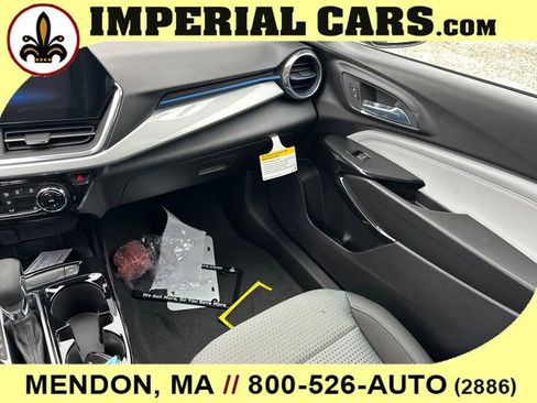 New 2026 Chevrolet Trax LT w/ Driver Confidence Package FWD image 16
