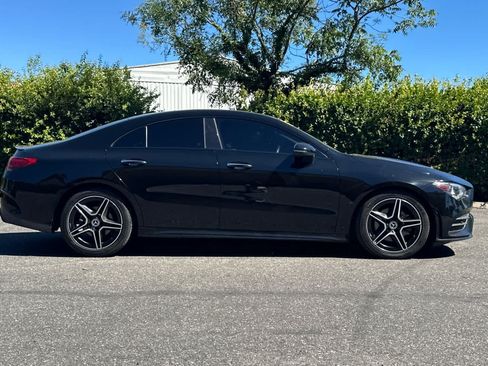 Used 2022 Mercedes-Benz CLA 250 image 2