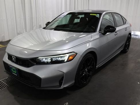 Used 2025 Honda Civic Sport image 23