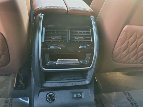New 2026 BMW ALPINA XB7 AWD/4WD image 22
