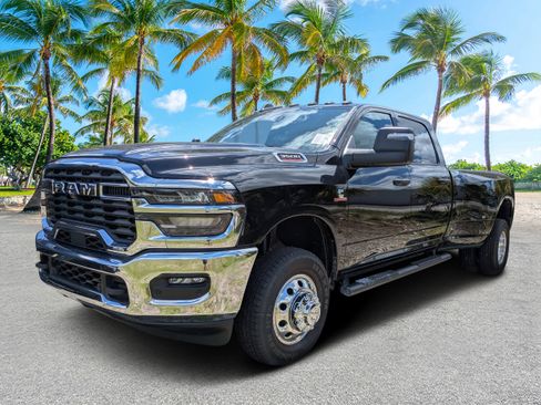 New 2026 RAM 3500 Tradesman AWD/4WD image 6