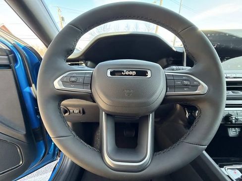 New 2026 Jeep Compass Latitude image 30