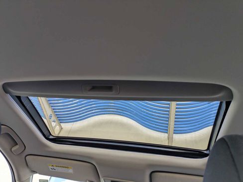 Certified 2024 Honda Civic EX image 20