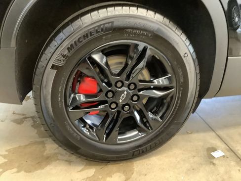 Used 2022 Chevrolet Blazer LT AWD/4WD image 32