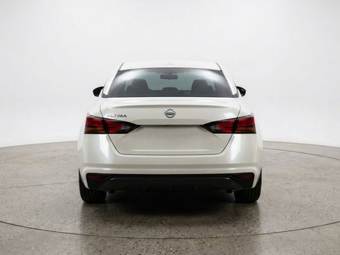Used 2025 Nissan Altima 2.5 SV image 7