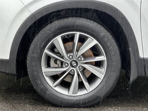 Used 2020 Hyundai Santa Fe SEL w/ Convenience + Premium Package image 32