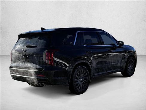 Used 2024 Hyundai Palisade Calligraphy image 5