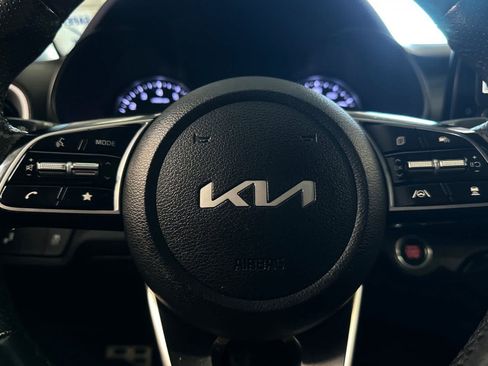 Used 2023 Kia Forte GT-Line w/ GT-Line Premium Package FWD image 28