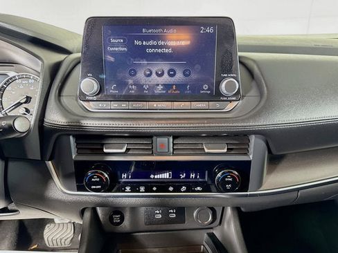 Certified 2024 Nissan Rogue SV image 12