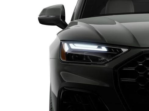Certified 2025 Audi Q5 e Premium Plus w/ Premium Plus Package AWD/4WD image 6