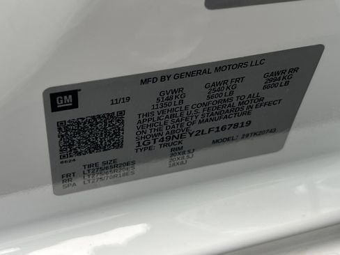 Used 2020 GMC Sierra 2500 SLT w/ Technology Package image 41