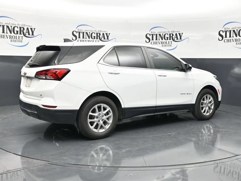 Used 2023 Chevrolet Equinox LT FWD image 9
