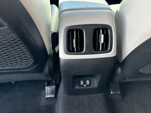 Used 2022 Hyundai Tucson SEL w/ Convenience + Premium Package FWD image 17