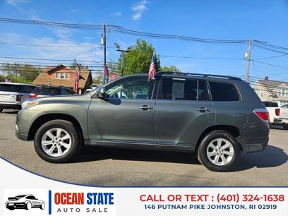 Used 2012 Toyota Highlander SE w/ Tow Pkg
