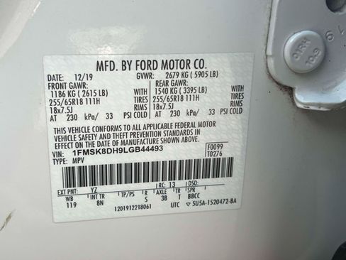 Used 2020 Ford Explorer XLT AWD/4WD image 25