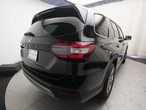 Used 2023 Honda Pilot EX-L image 13