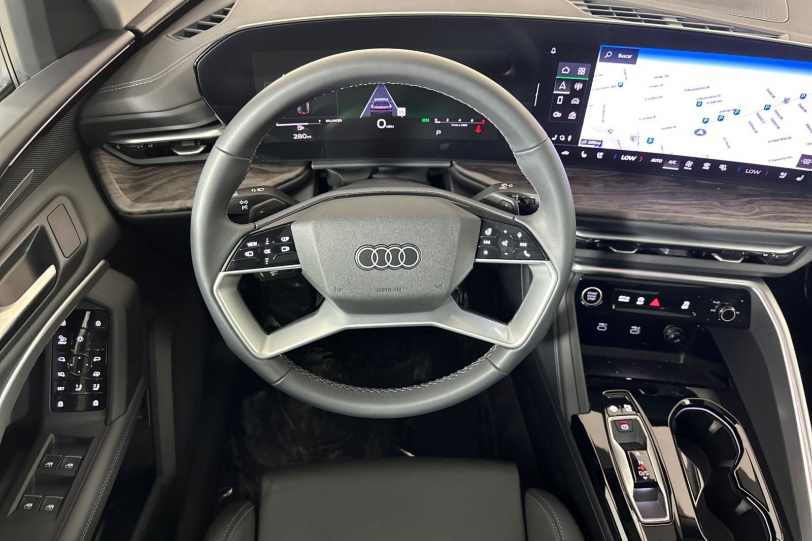 Used 2025 Audi Q5 Premium Plus w/ Premium Plus AWD/4WD image 13